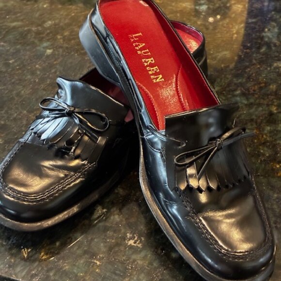 Ralph Lauren Black Leather Loafers with Tassel Details - Lightly Worn - Picture 3 of 6